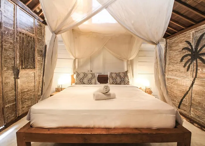 Tropical Albergue