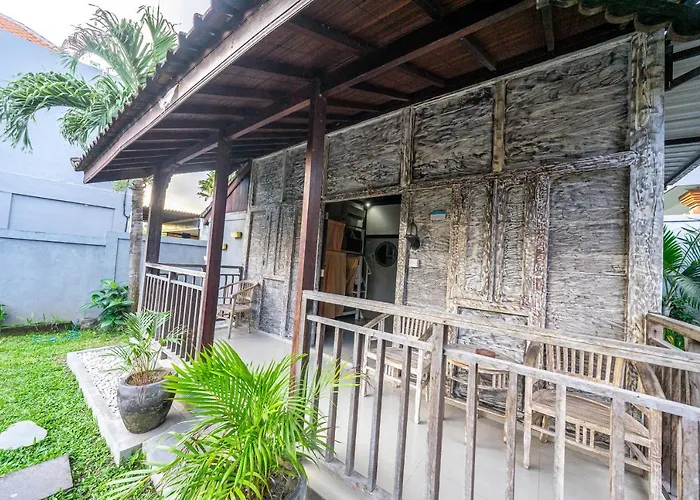 Tropical Albergue Canggu